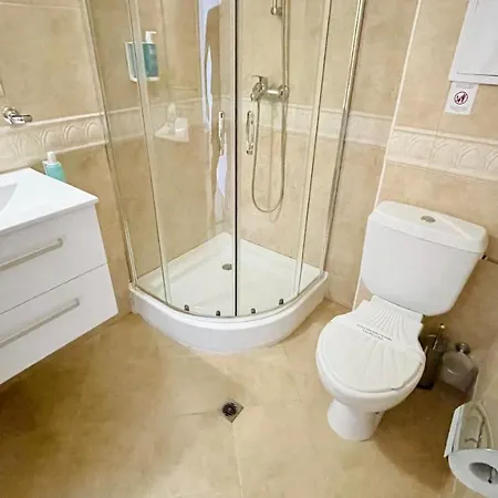 Apartello⊛com Diamond - Private Near Marina Dinevi In Apart Otel