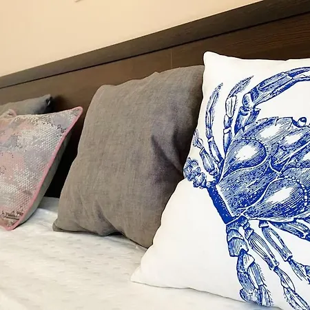 Apartello⊛com Diamond - Private Near Marina Dinevi In 公寓式酒店 *