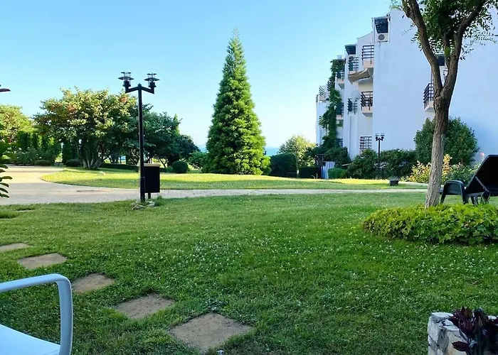 아파트호텔 Apartello⊛com Diamond - Private Near Marina Dinevi In